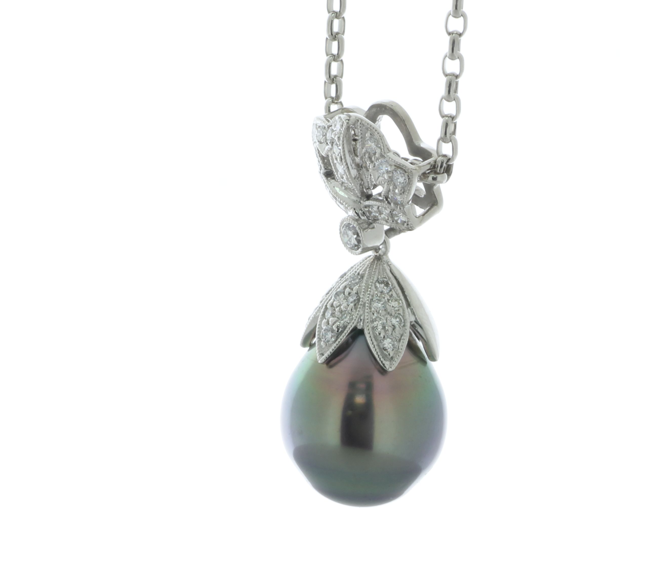 Platinum Ladies Diamond and Pearl Pendant 0.38 Carats - Image 2 of 4