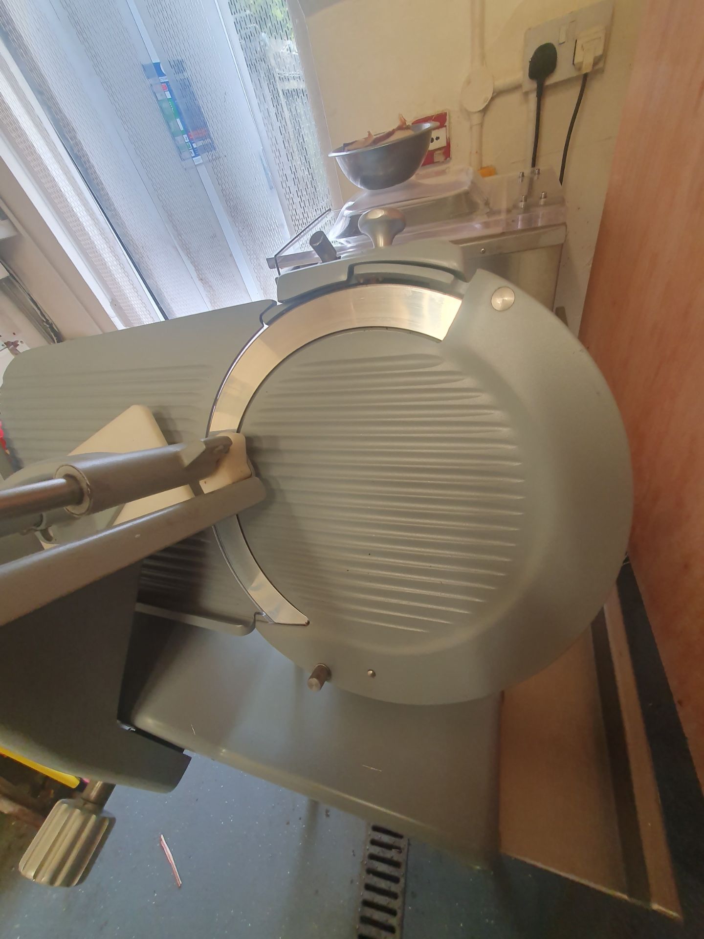 33cm Blade Slicer - Image 8 of 13