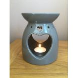 Piquaboo Large “Grey Heart” Ceramic Oil Burner Height 13cm, New With Gift Box