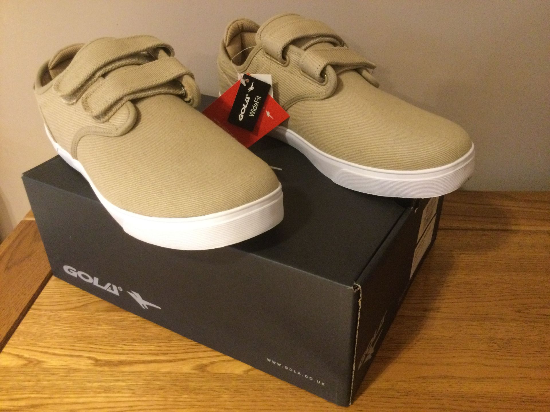 Gola “Panama” QF Men's Wide Fit Trainers, Size 11, Taupe/White - New RRP £36.00