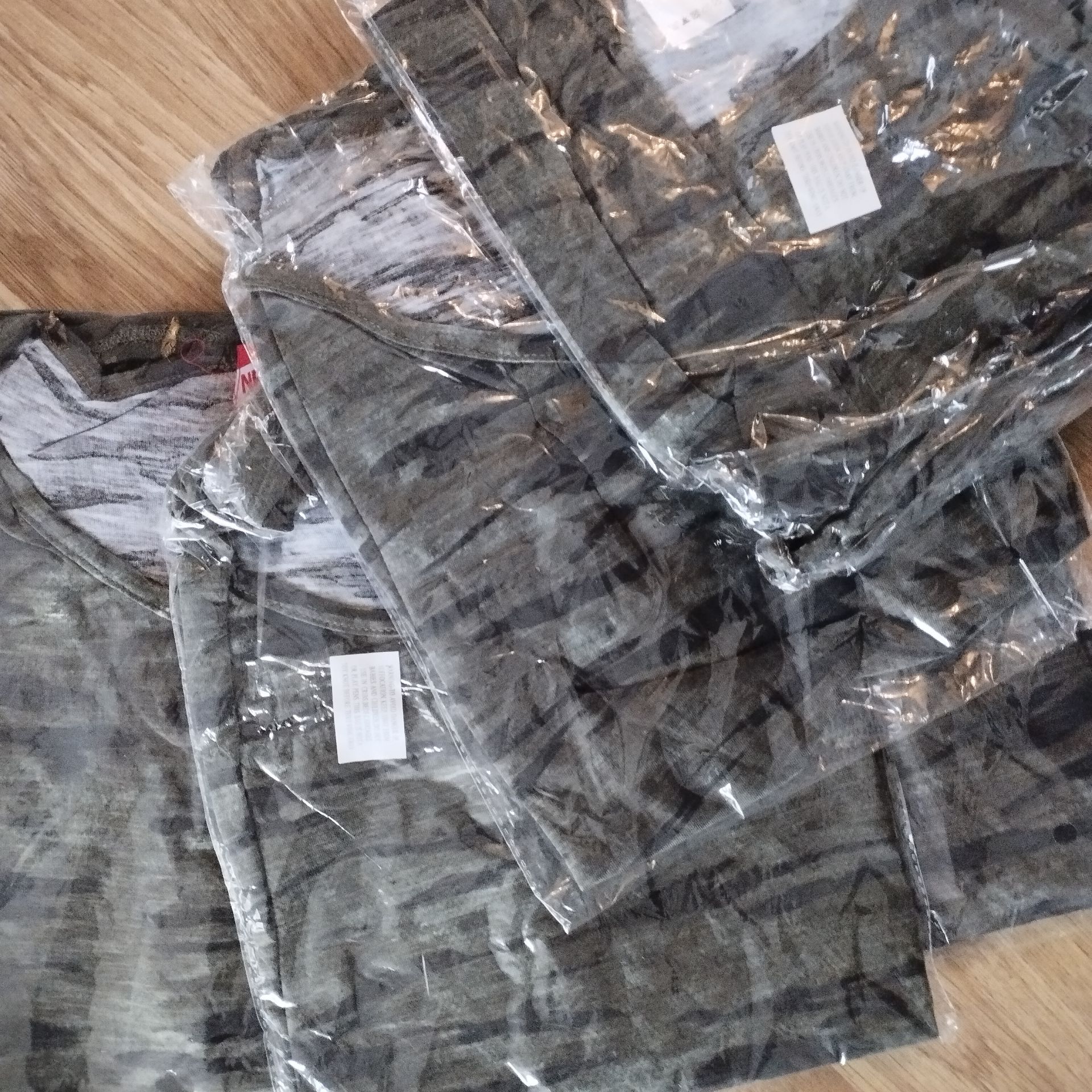 New Bagged Tagged Job lot Ladies Camo Print Short Sleeve Sheer Back T-shirt x 20 Size 6-14 - Image 8 of 9