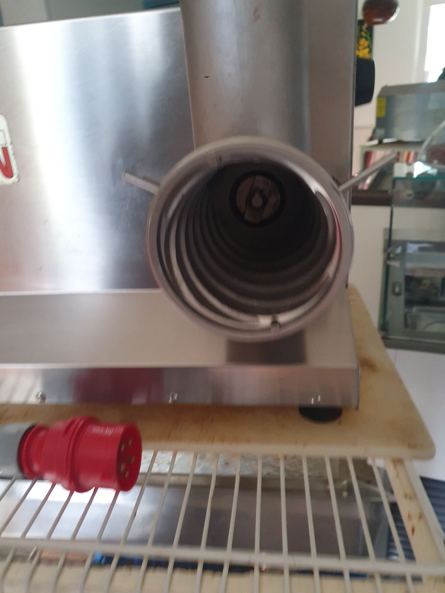 Meat Mincer with stand. 3 phase - Image 5 of 14