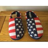 Men's Dunlop, “USA Stars and Stripes” Memory Foam, Mule Slippers, Size M (8/9) - New