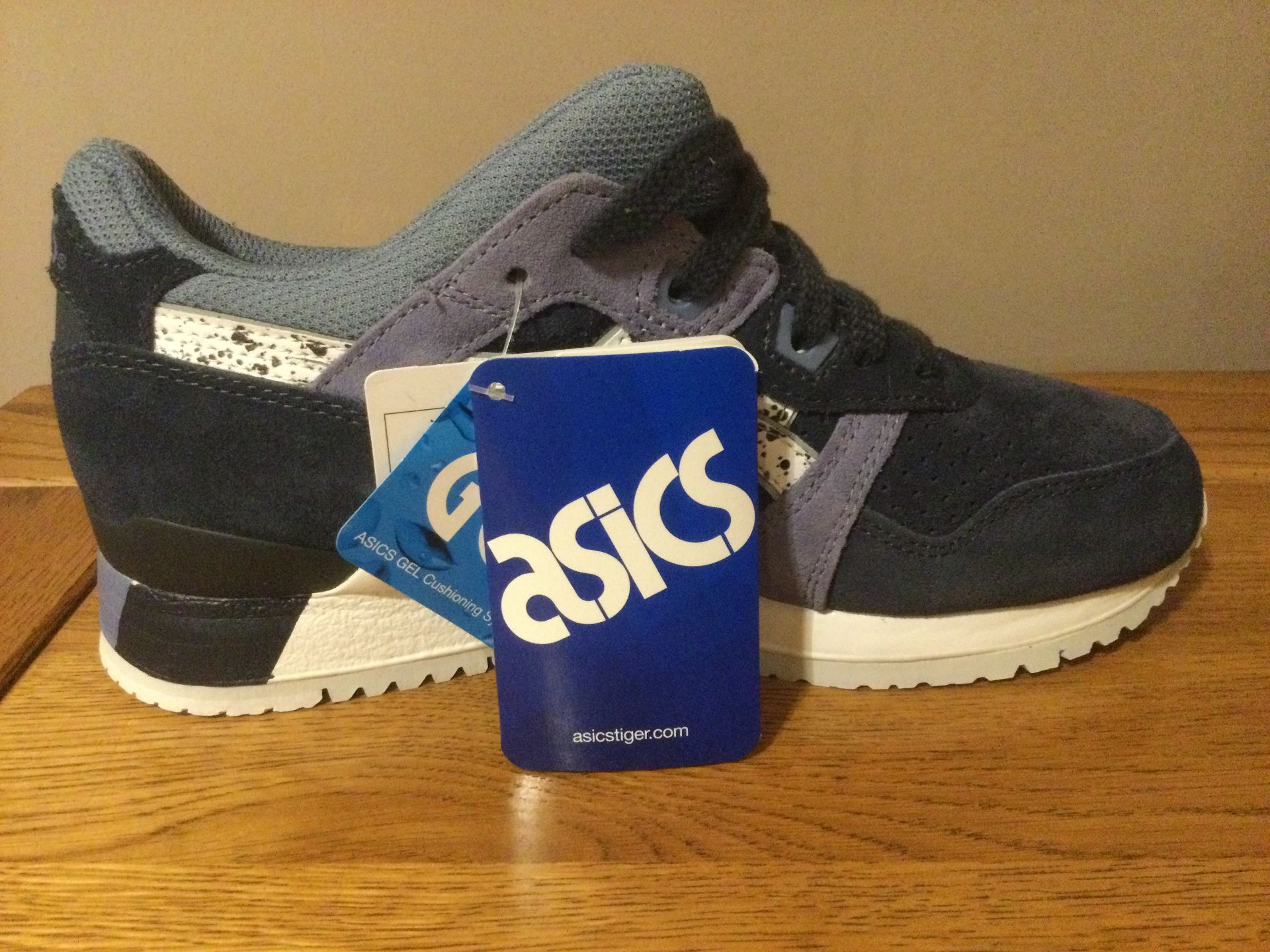 ASICS Gel-Lyte III, Ladies Trainers, Indian Ink, Size 3 - New RRP £95.00 - Image 4 of 7