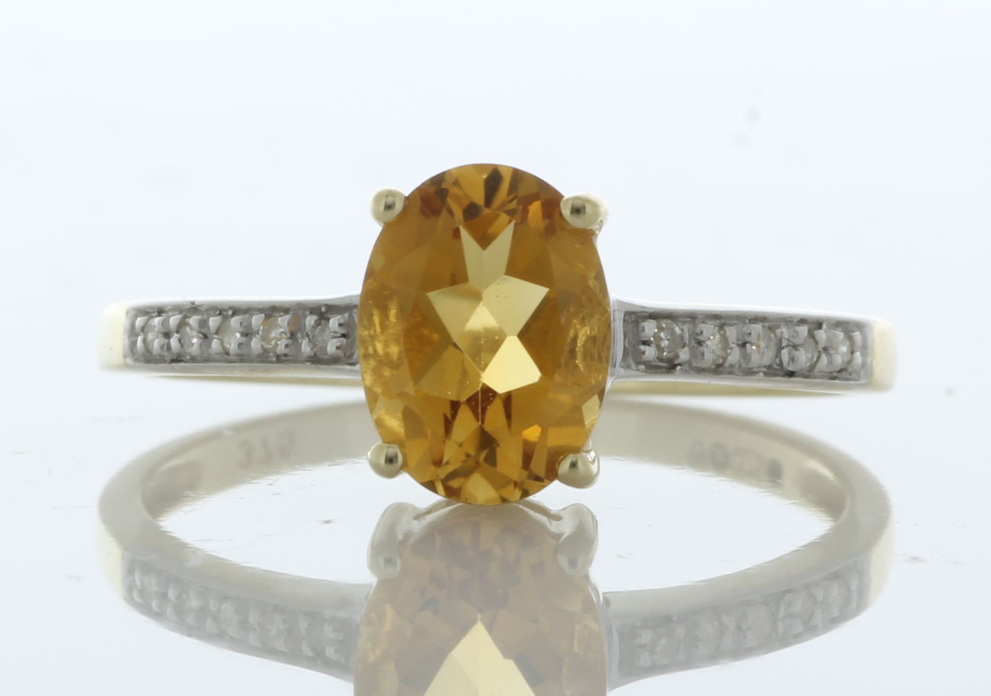 9ct Yellow Gold Diamond and Citrine Ring (C1.09) 0.04 Carats - Image 3 of 4