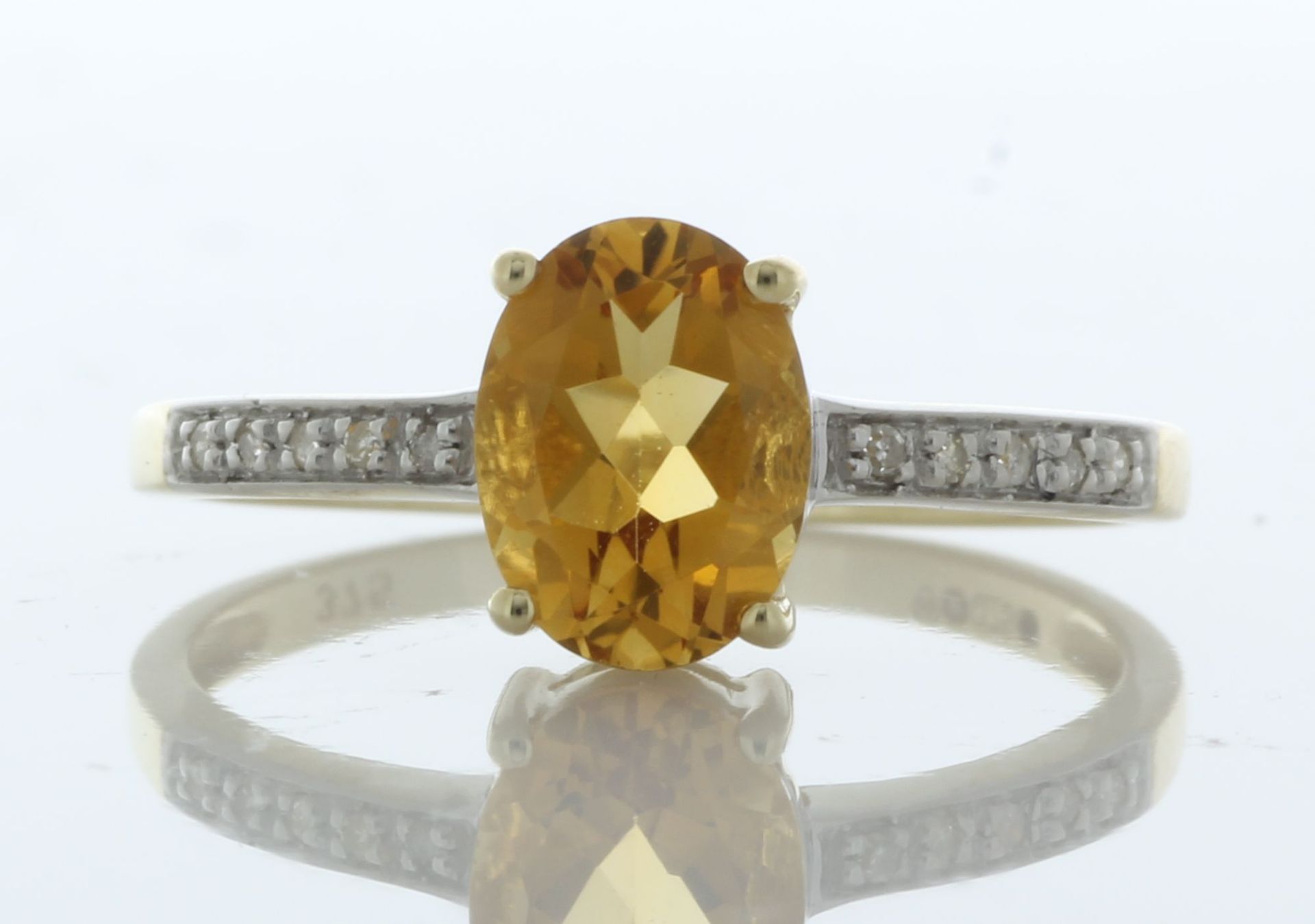 9ct Yellow Gold Diamond and Citrine Ring (C1.09) 0.04 Carats - Image 3 of 4