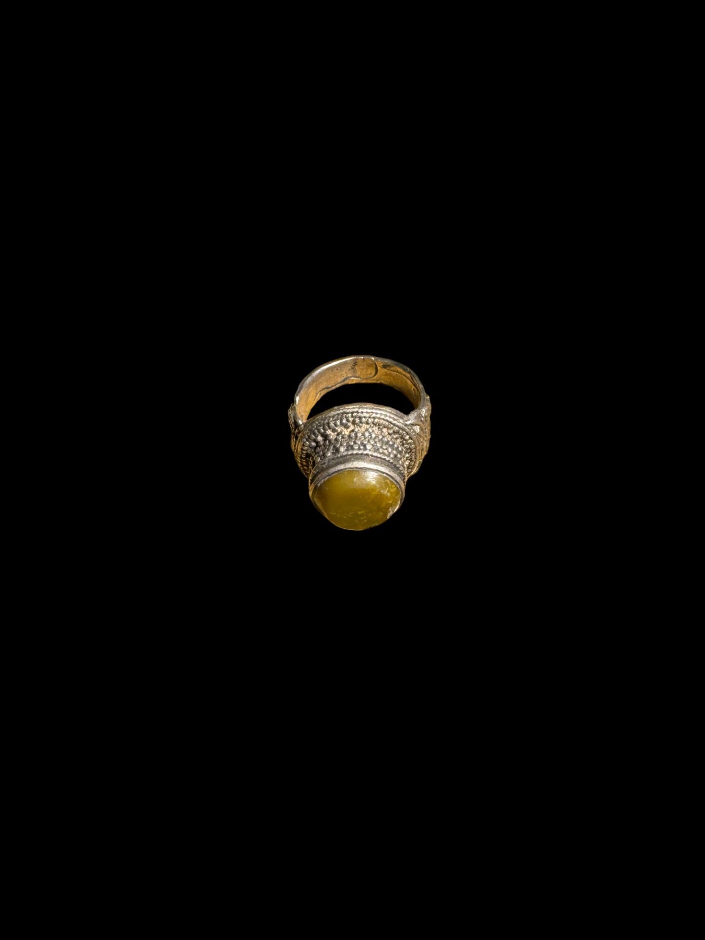 Ottoman Stone White Metal Ring Size S