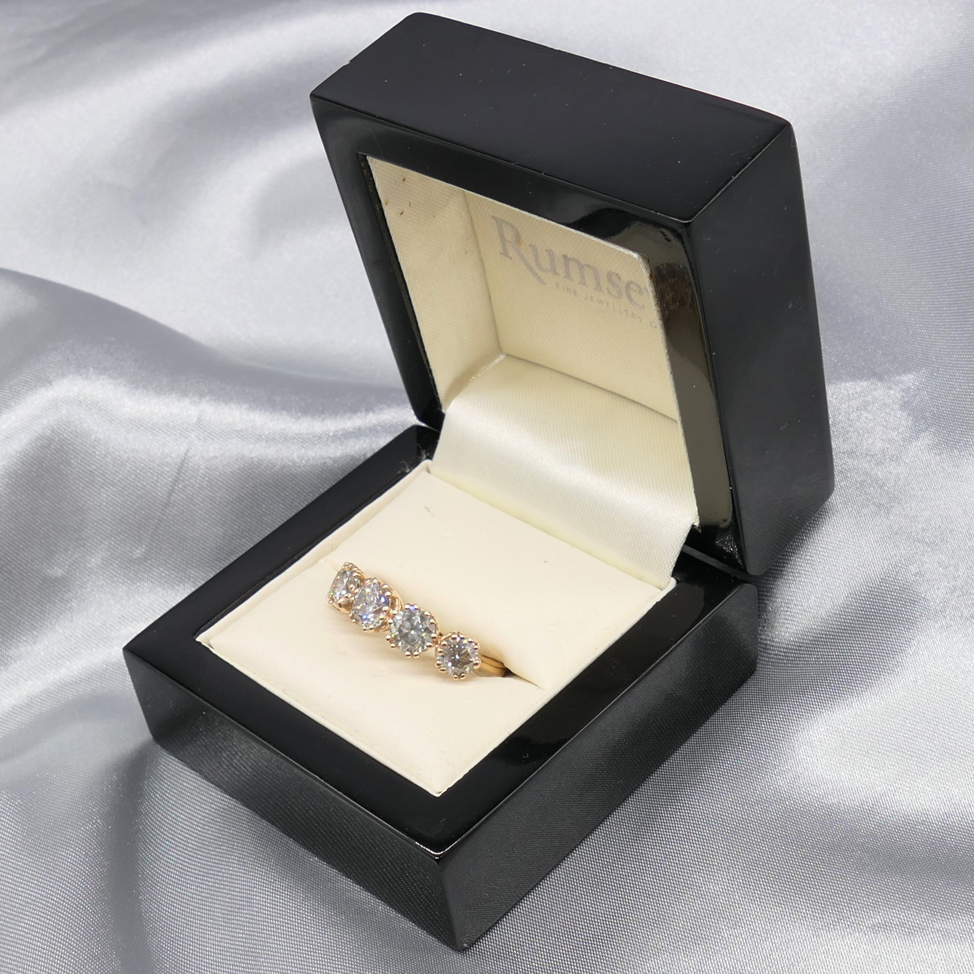 18Ct Rose Gold 3.19 Carat 5-Stone Diamond Ring With Certificate and Gift Box - Image 2 of 8