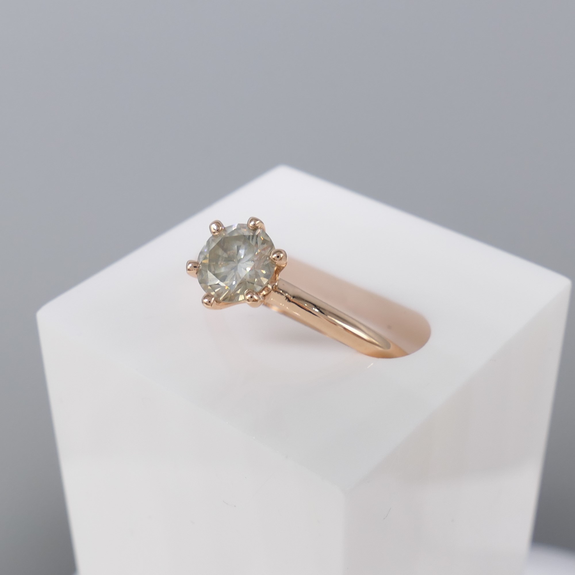 0.81 Carat Round Brilliant-Cut Diamond Solitaire Ring In 18K Rose Gold - Image 8 of 8