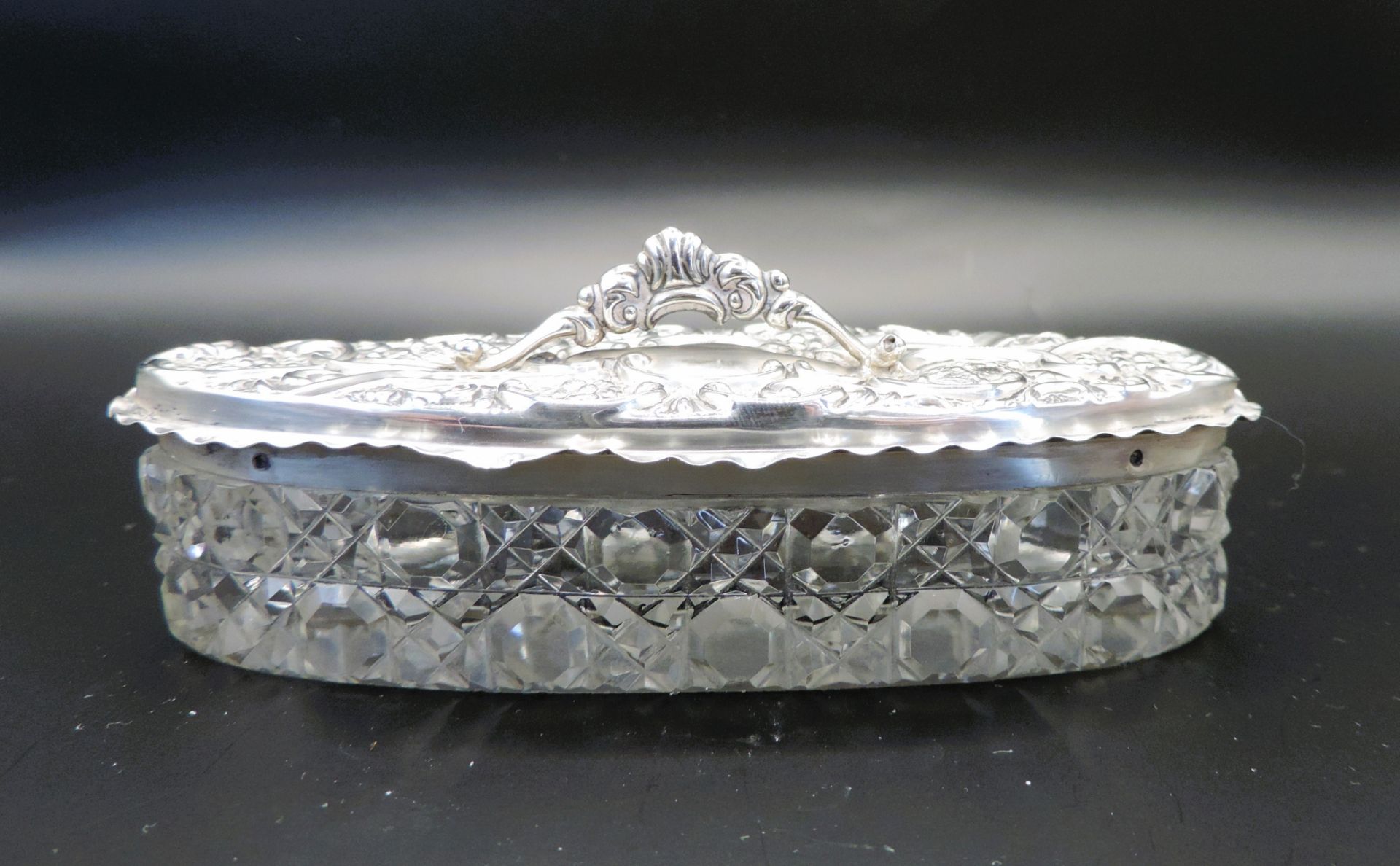 Victorian Cut Glass Sterling Silver Lidded Vanity Box Birmingham 1904