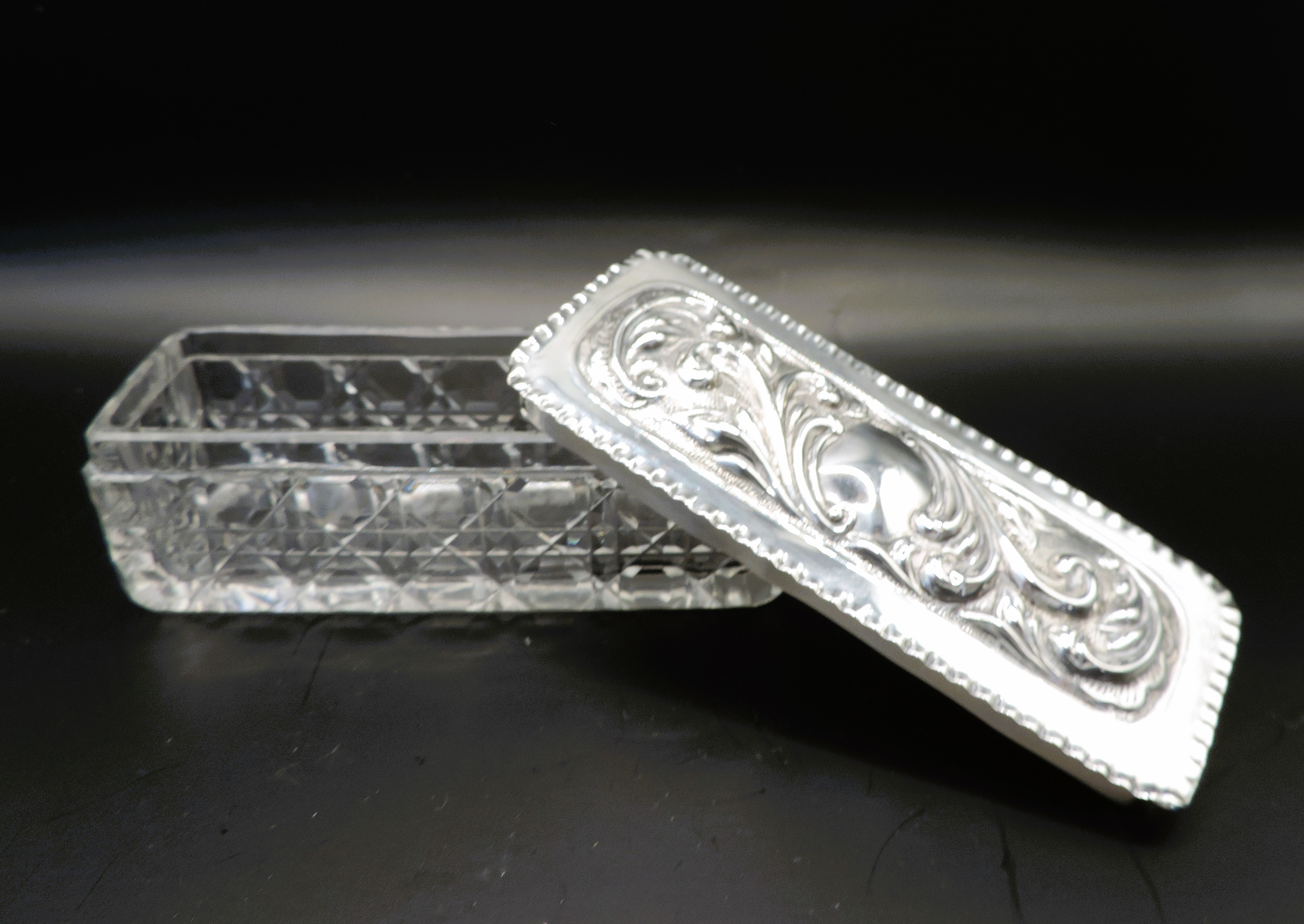 Victorian Cut Glass Sterling Silver Lid Dressing Table Box Birmingham 1903 - Image 3 of 7
