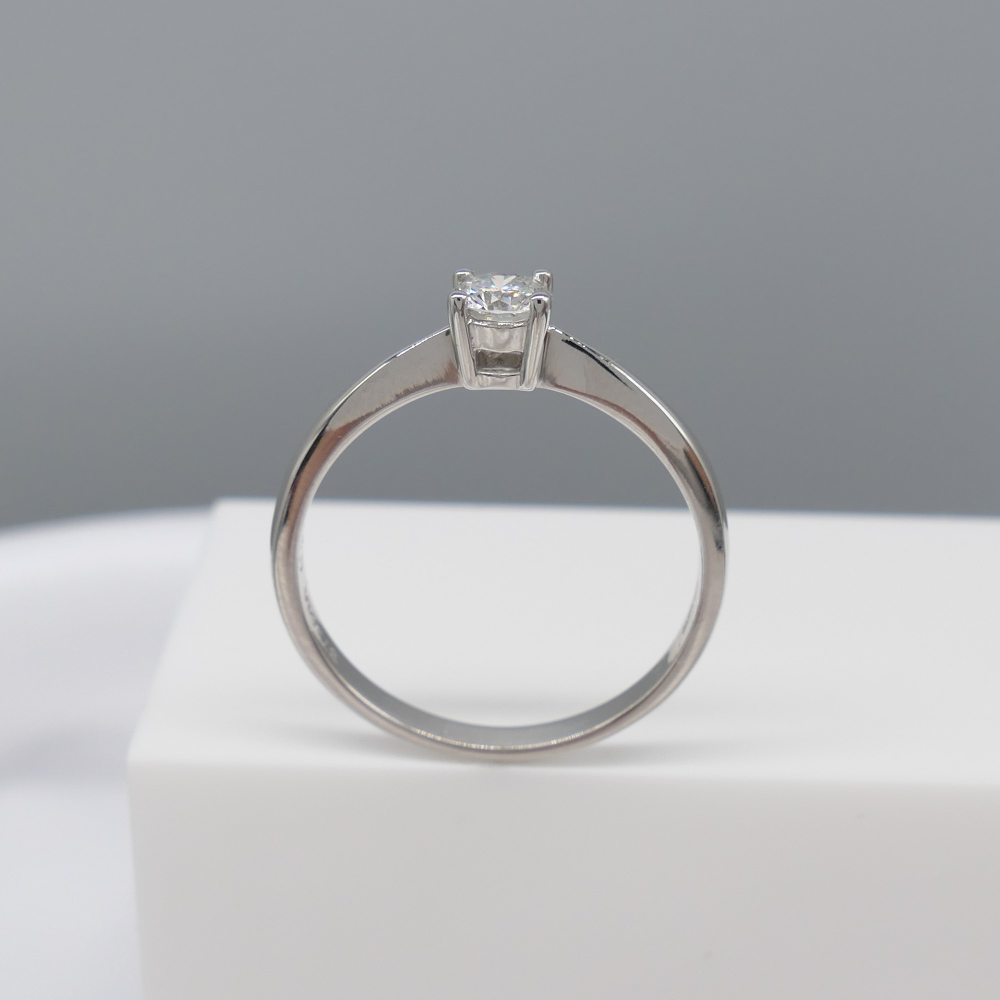 Round Brilliant-Cut 0.25 Carat Diamond Solitaire Ring In 9K White Gold - Image 2 of 7