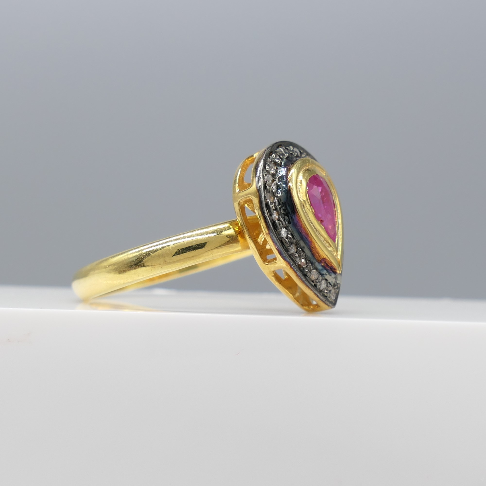 Hand-Made Silver Gilt Ring Set With Ruby and Diamonds - Image 4 of 6