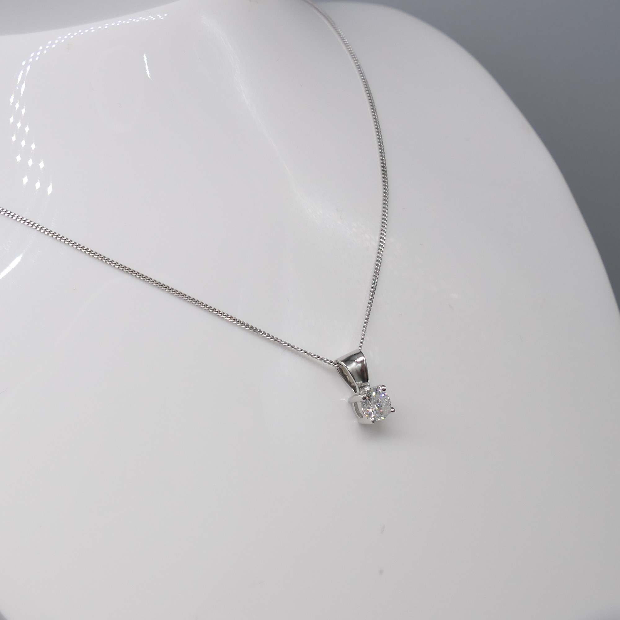 0.15 Carat Diamond Solitaire Necklace In White Gold, With Magnetic Gifting Box - Image 3 of 8