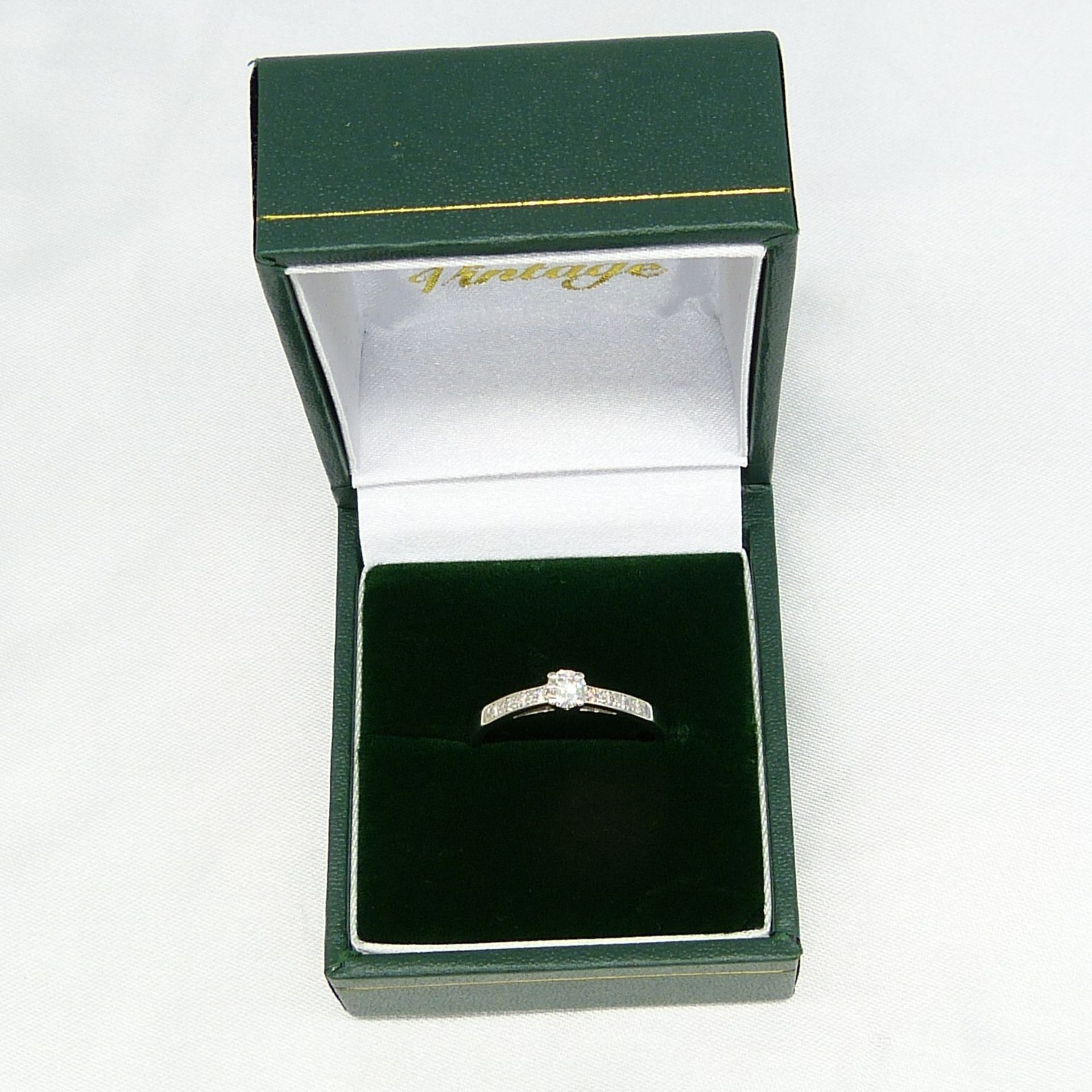 18K White Gold Diamond Solitaire-Style Ring, With Further Diamonds Set To The Shoulders - Image 5 of 7