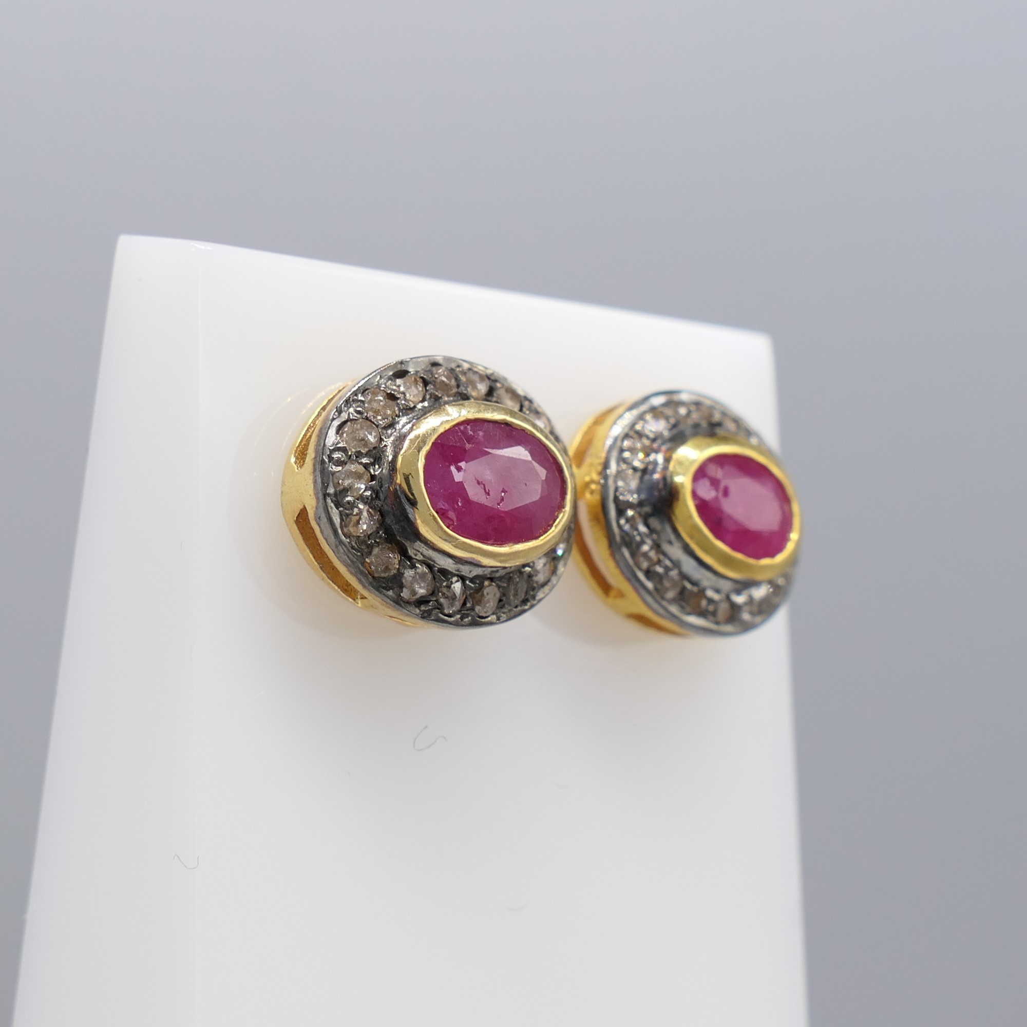 Hand-Made Ruby and Diamond Ear Studs In Silver Gilt, Boxed - Image 4 of 7