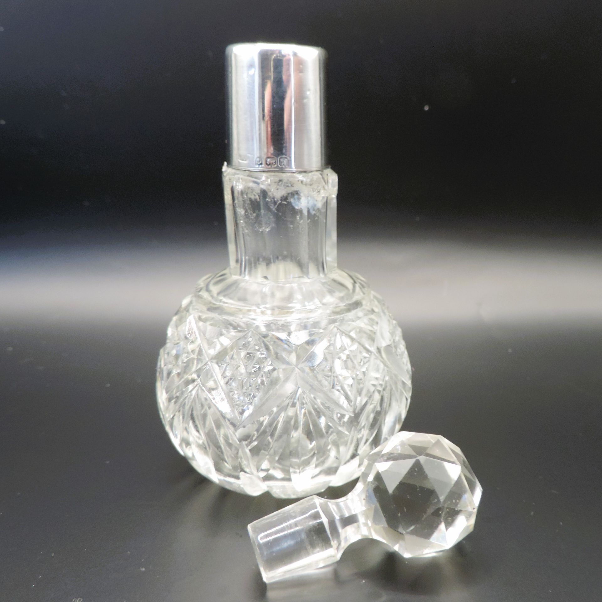 Antique George V Cut Glass Perfume Bottle Silver Collar Hallmark Date 1921 - Image 2 of 4