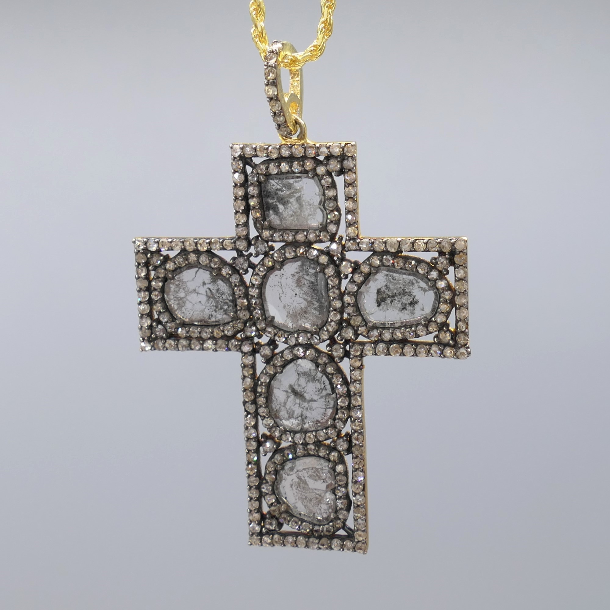 One-Off 3.80 Carat Large Diamond Cross Necklace With Chain - Image 3 of 6