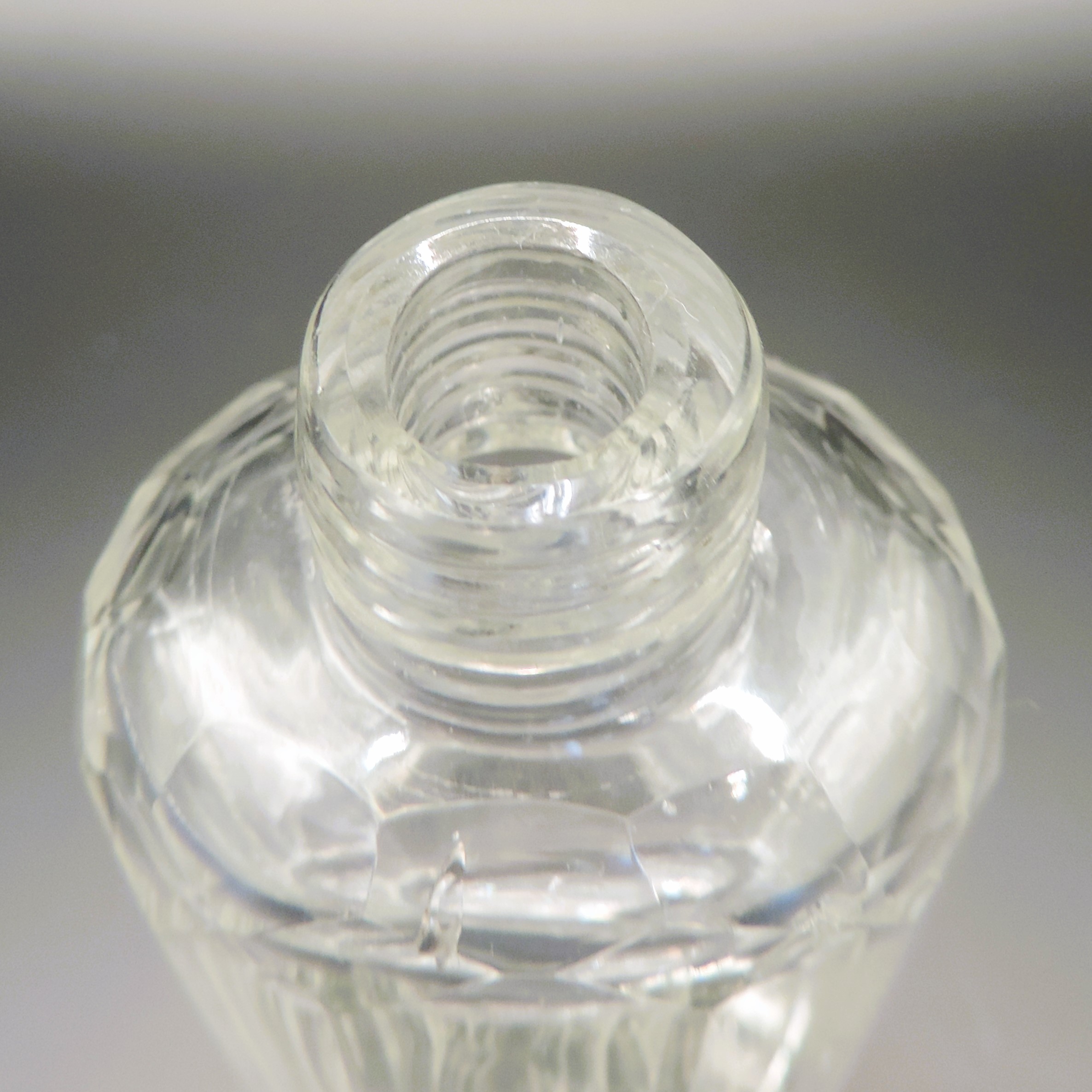 Antique Edwardian Glass Cologne Bottle Sterling Silver Screw Top Birmingham 1905 - Image 6 of 7