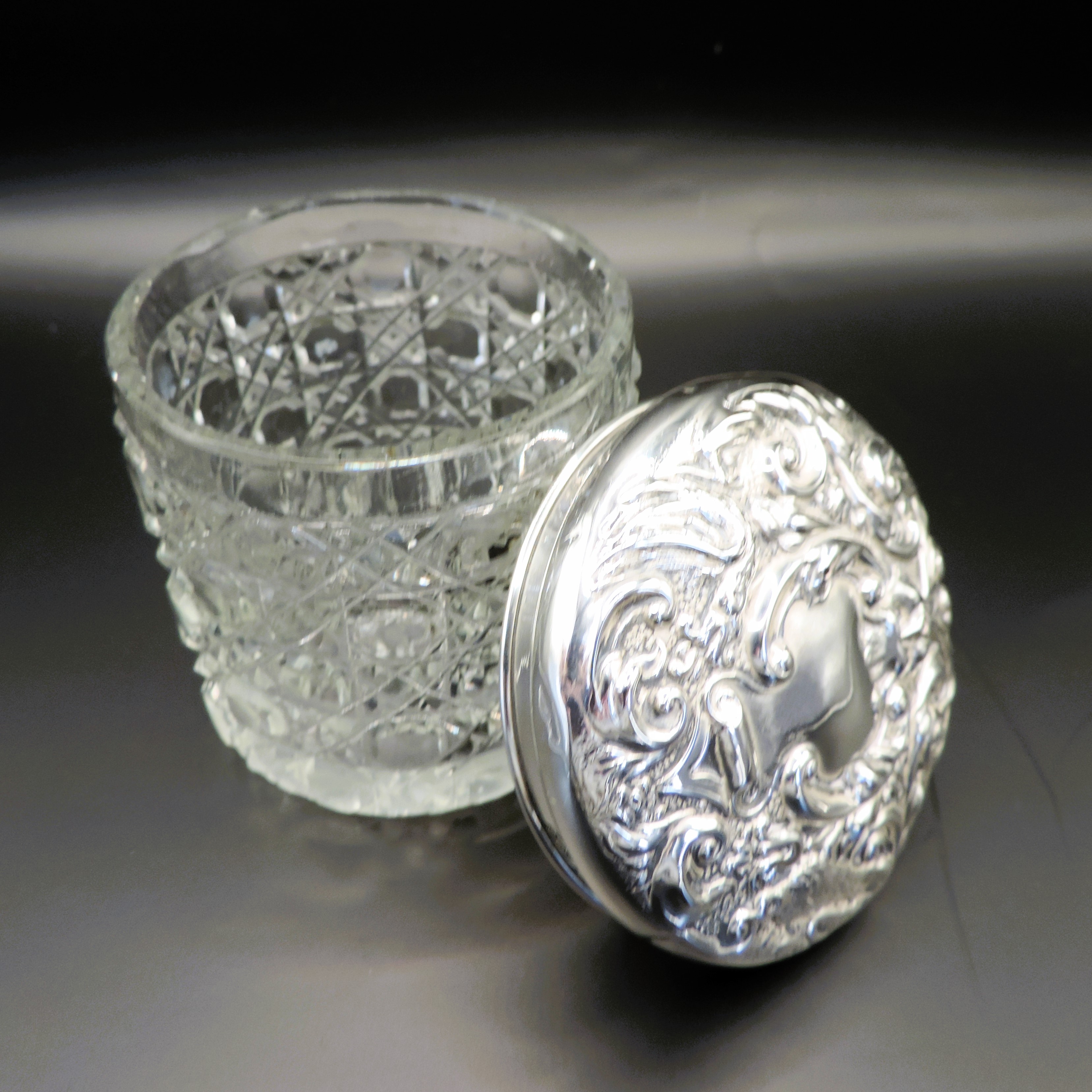 Victorian Cut Glass Sterling Silver Lid Dressing Table Vanity Jar Birmingham 1902 - Image 5 of 8