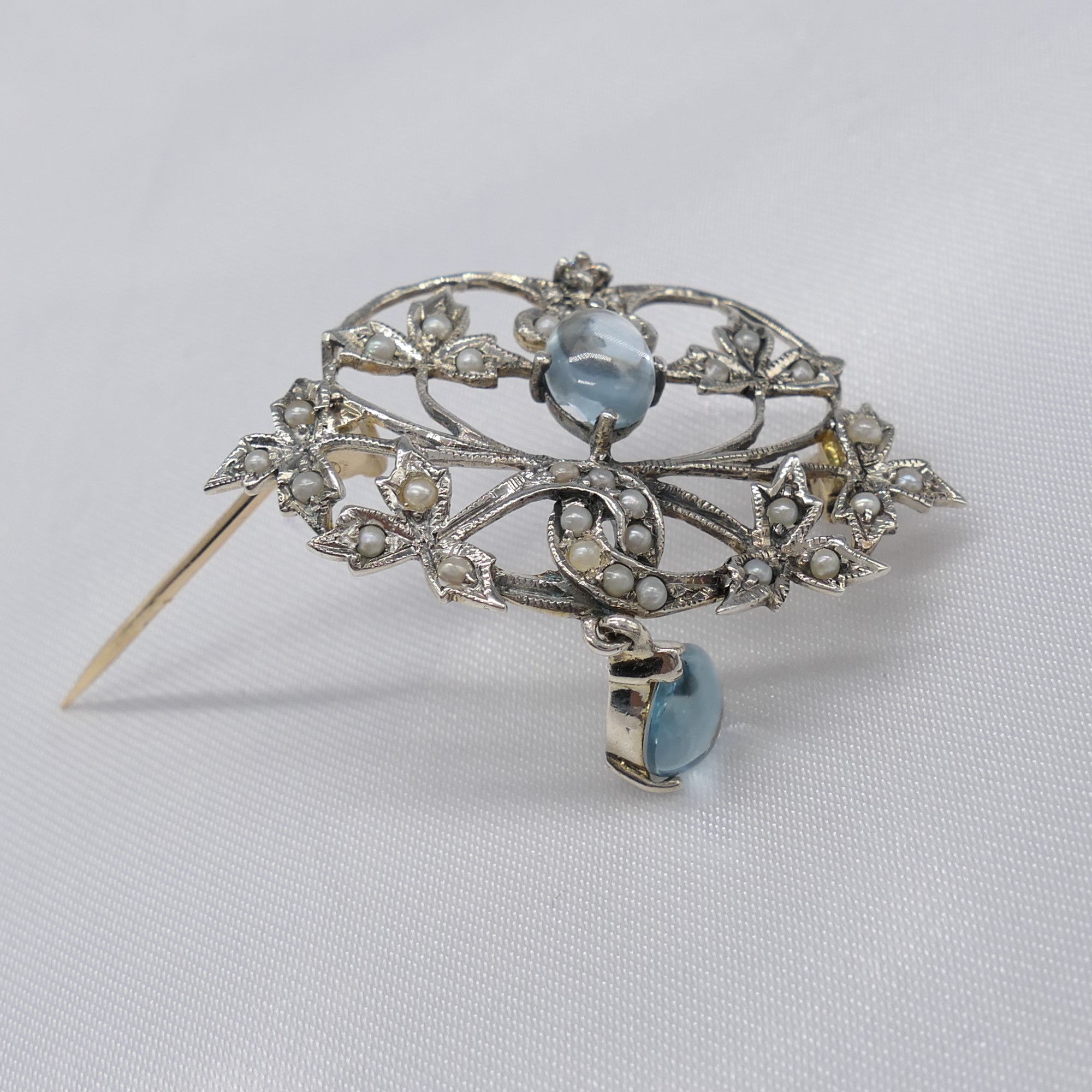 Edwardian-Style Topaz and Diamond Brooch With 2 Piece Gift Box - Image 5 of 7