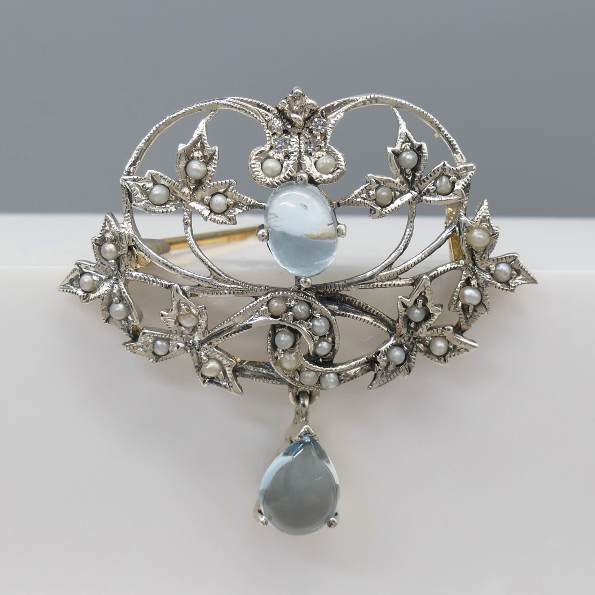 Edwardian-Style Topaz and Diamond Brooch With 2 Piece Gift Box
