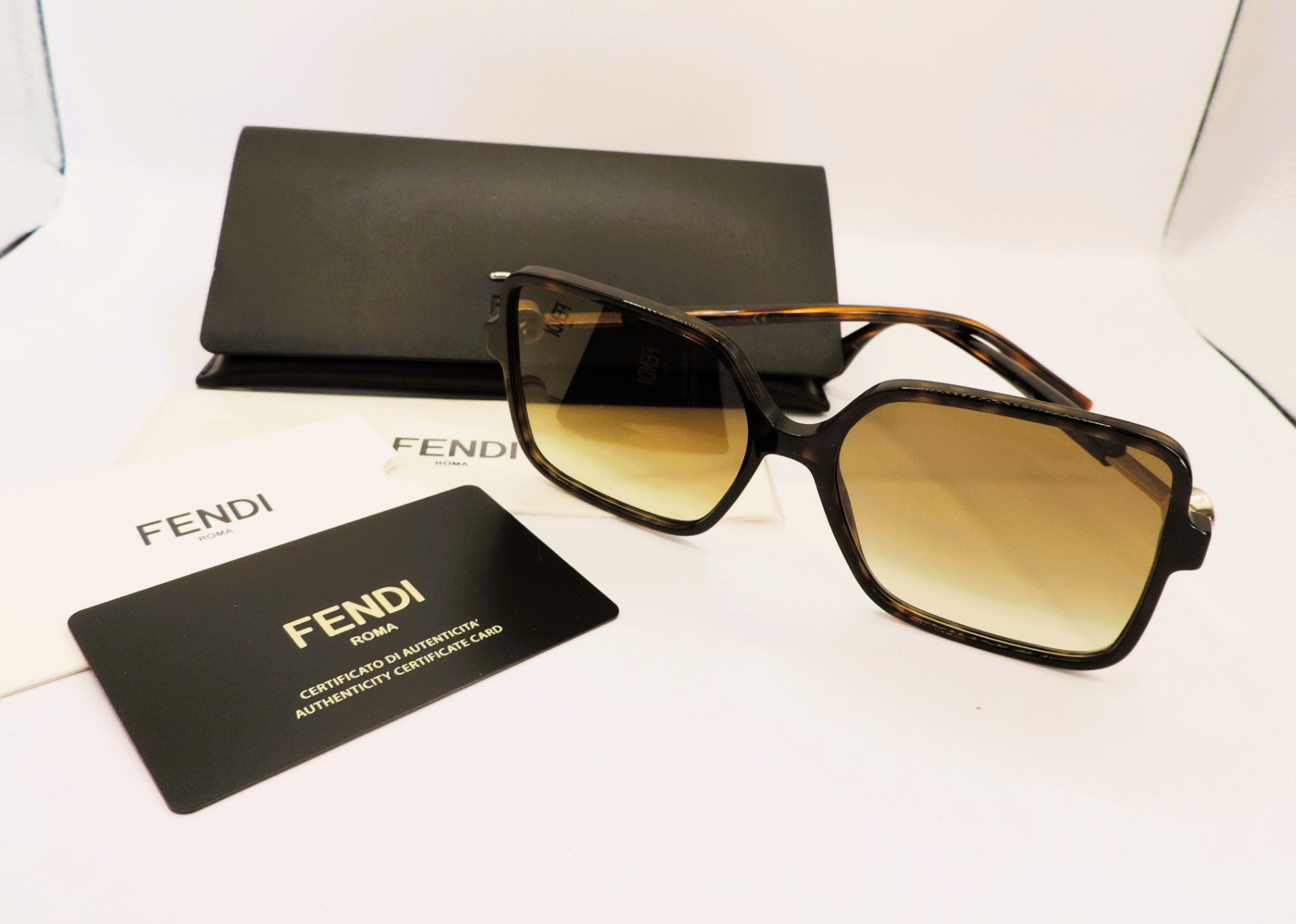 Fendi Tortoiseshell Framed Sunglasses FF0411/S New With Case - Image 12 of 12