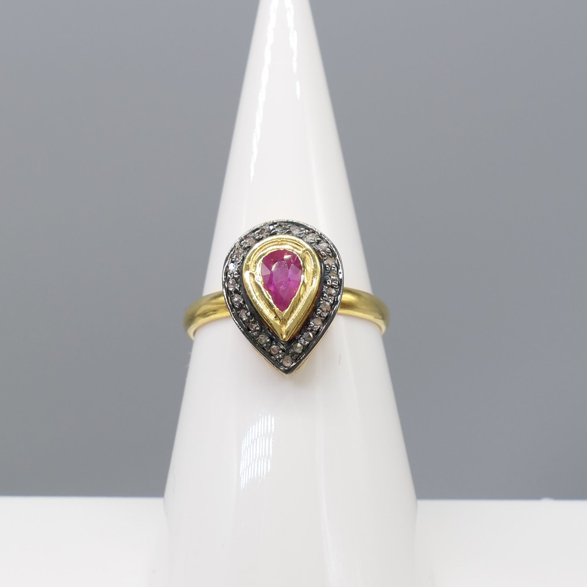 Hand-Made Silver Gilt Ring Set With Ruby and Diamonds - Image 6 of 6