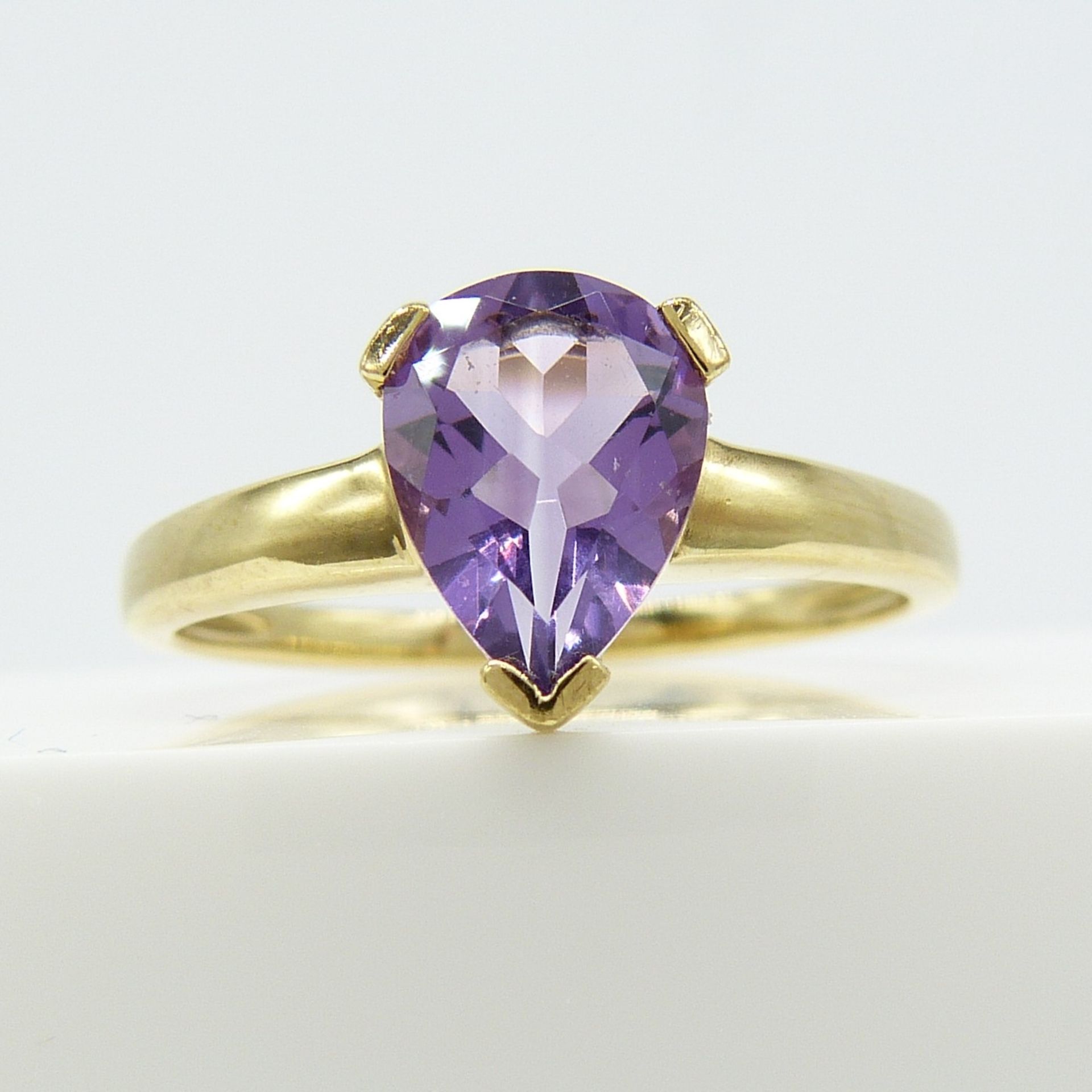 Pear-Cut Amethyst Dress Ring In 9K Yellow Gold - Image 3 of 6