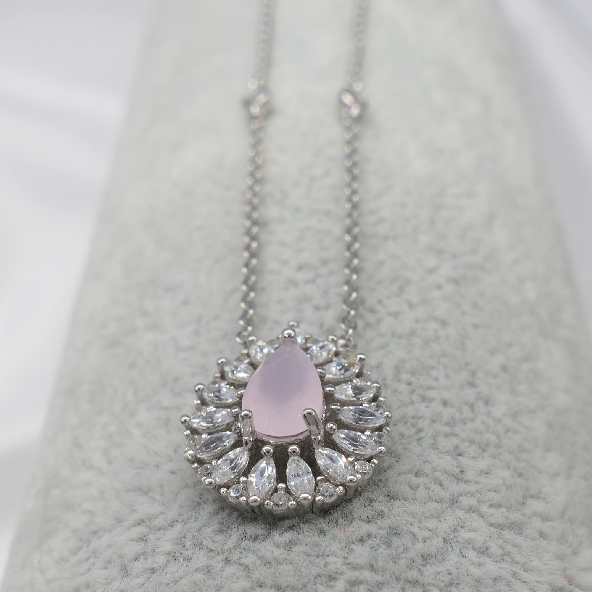 Silver Stylish Pink Rose-Coloured Gem and White Cubic Zirconia Necklace - Image 4 of 7