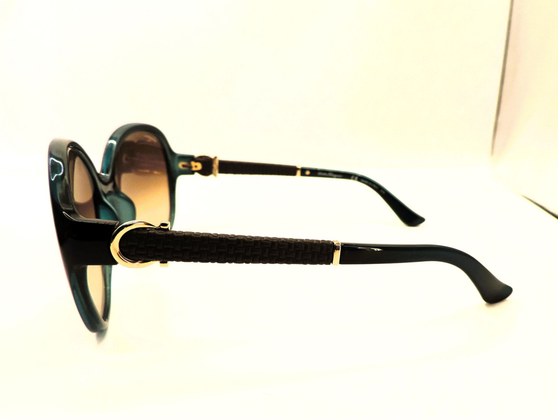 Salvatore Ferragamo Sunglasses SF764SL New With Case - Image 4 of 9