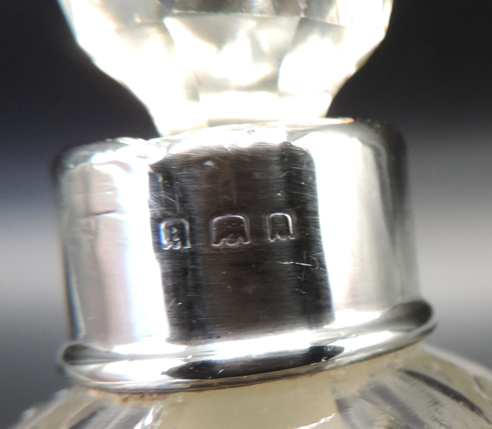 Antique Cut Glass Sterling Silver Collar Perfume Bottle Birmingham 1914 - Image 3 of 4