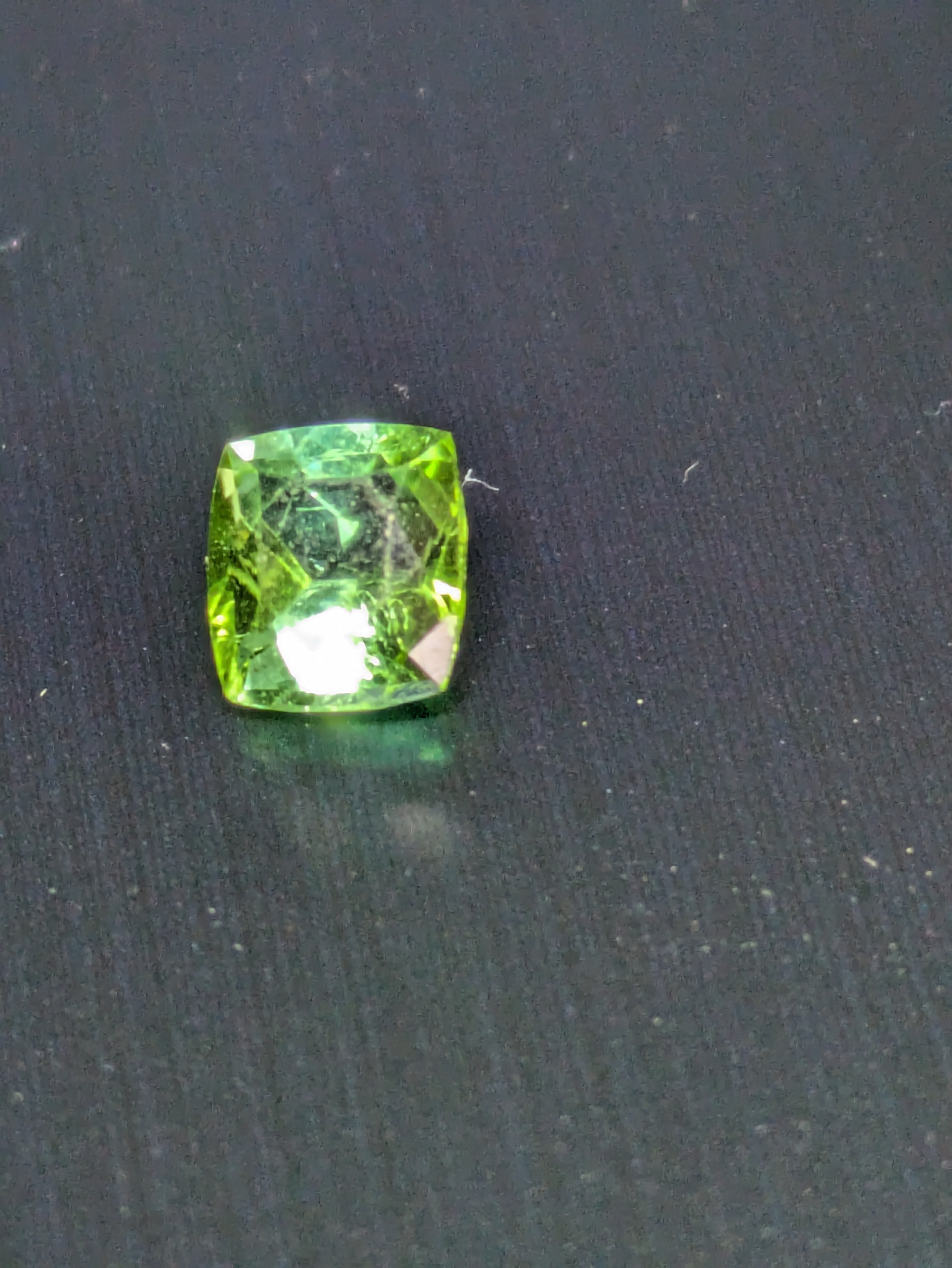 1.4 Carats Gorgeous Tourmaline