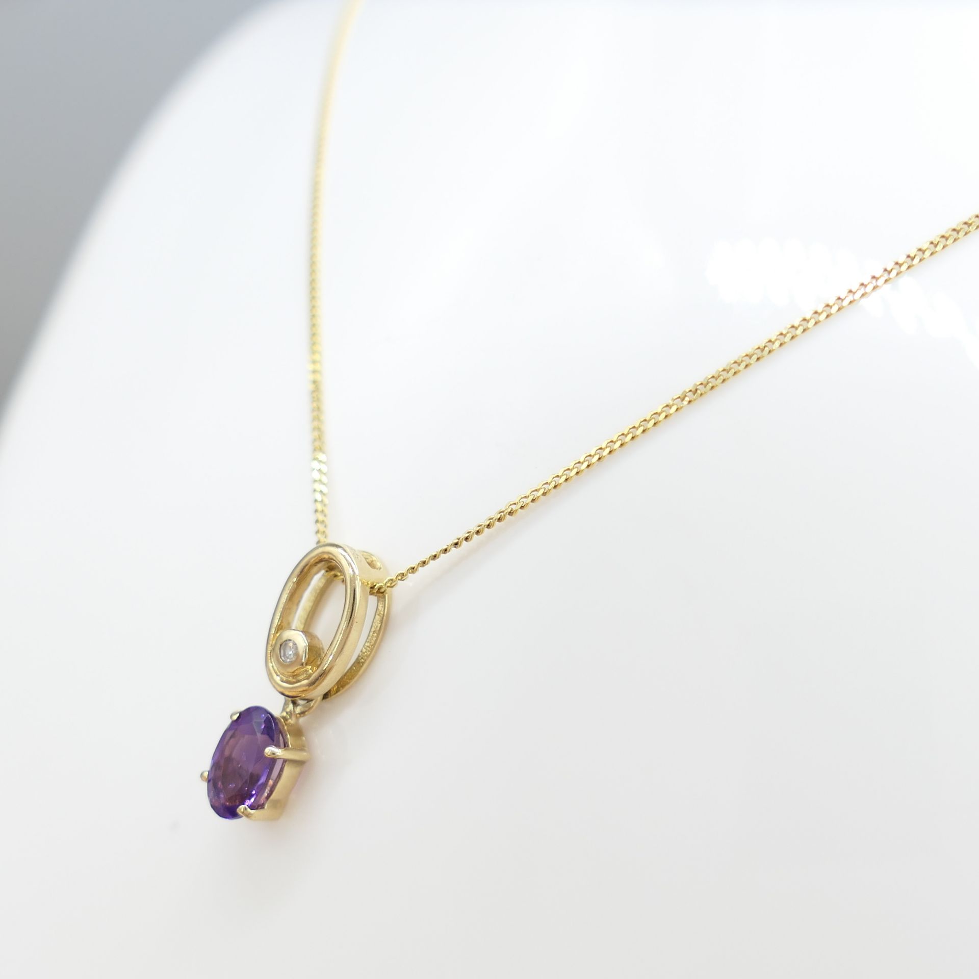 Attractive Yellow Gold Amethyst and Diamond Necklace, Supplied With A Gift Box - Image 3 of 6