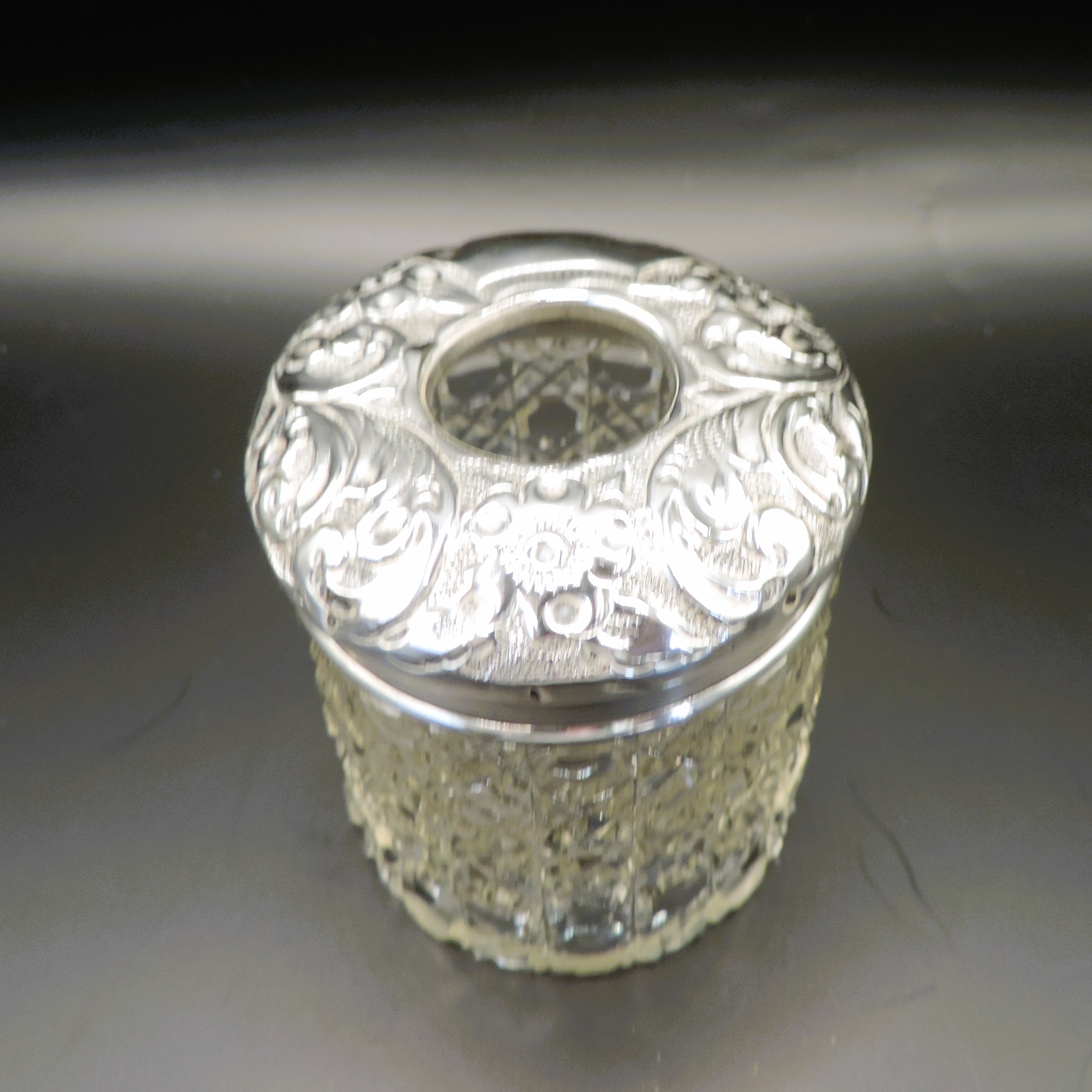 Antique Cut Glass Sterling Silver Lid Dressing Table Pot Birmingham 1910 - Image 3 of 7