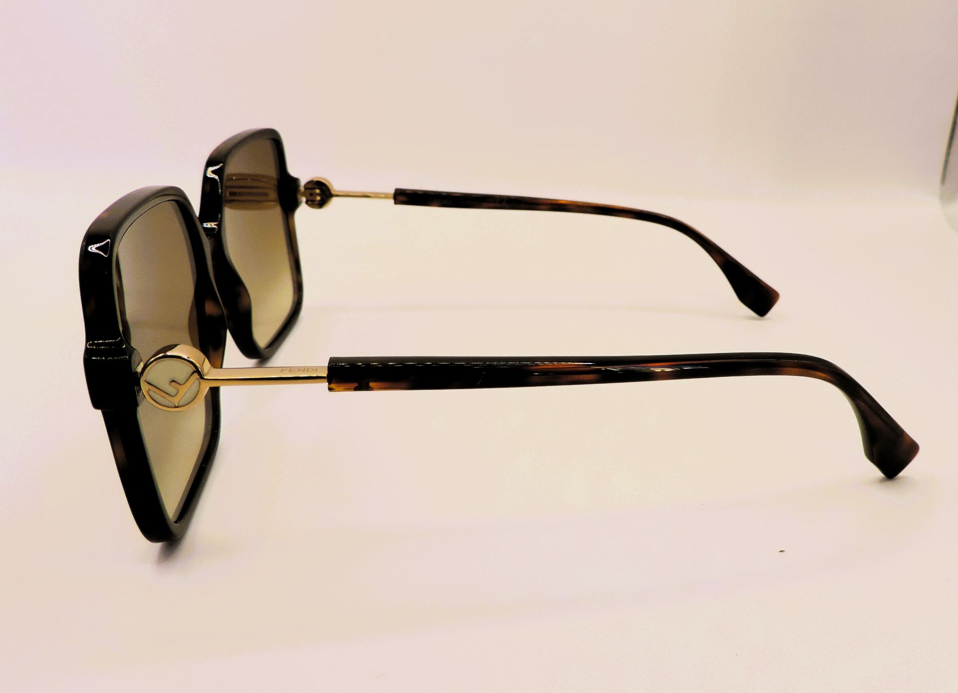 Fendi Tortoiseshell Framed Sunglasses FF0411/S New With Case - Image 4 of 12