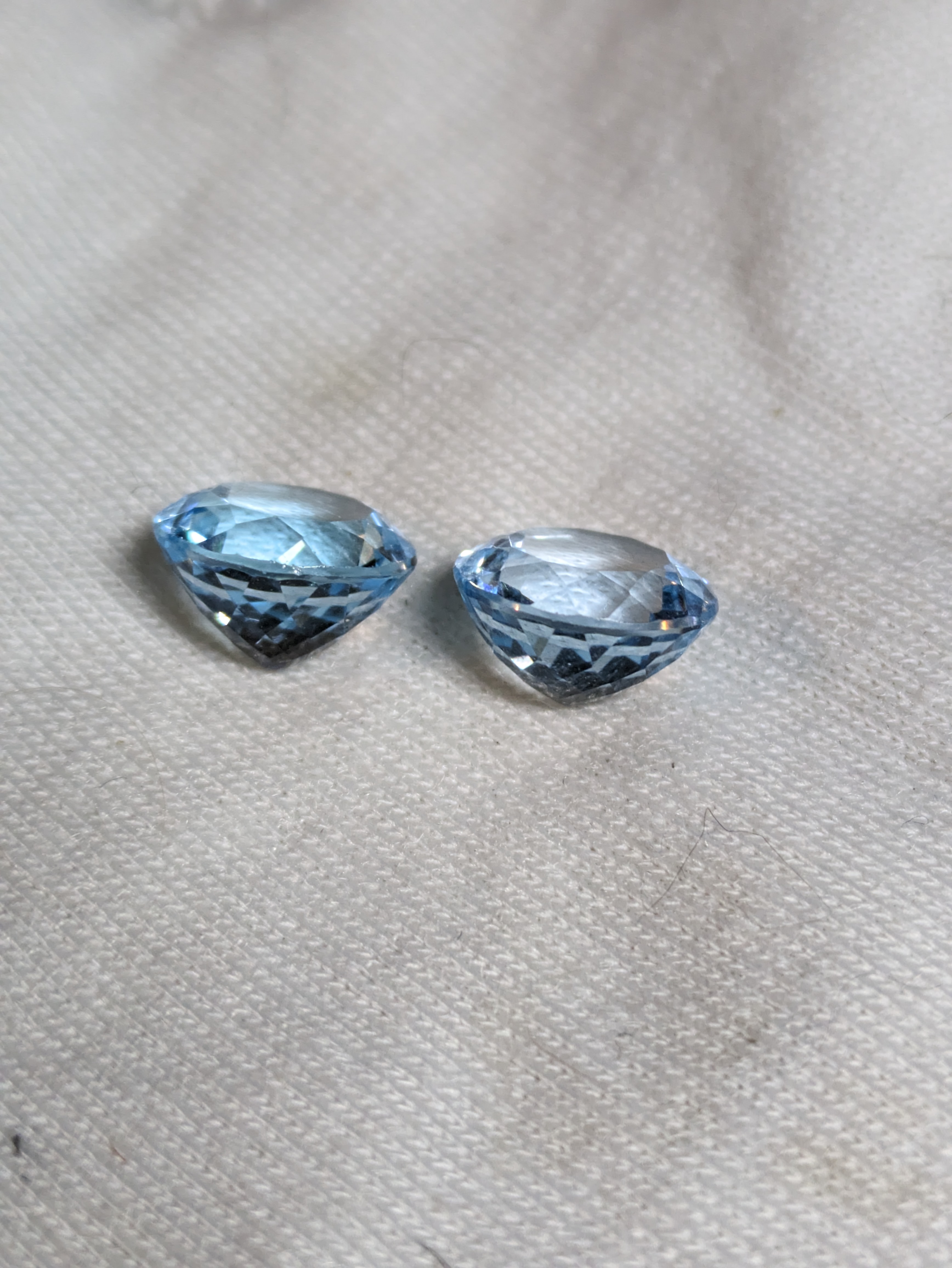 Natural Untreated Blue Topaz - Image 4 of 6