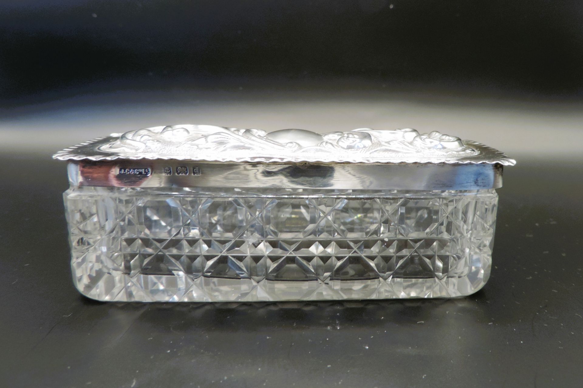 Victorian Cut Glass Sterling Silver Lid Dressing Table Box Birmingham 1903 - Image 4 of 7