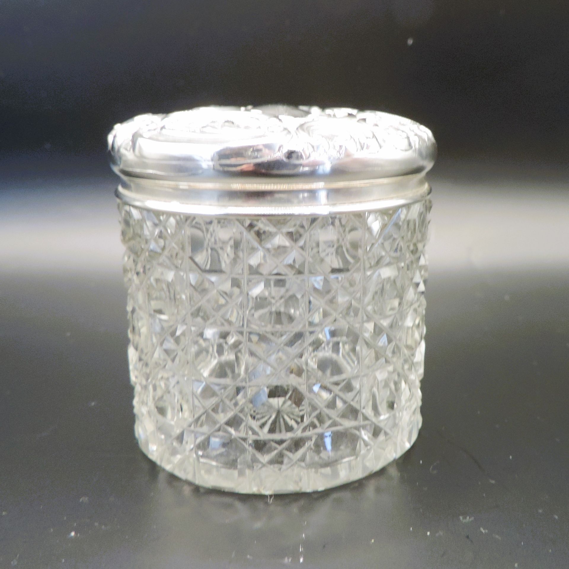 Antique Cut Glass Sterling Silver Lid Dressing Table Jar Birmingham 1902 - Image 3 of 8