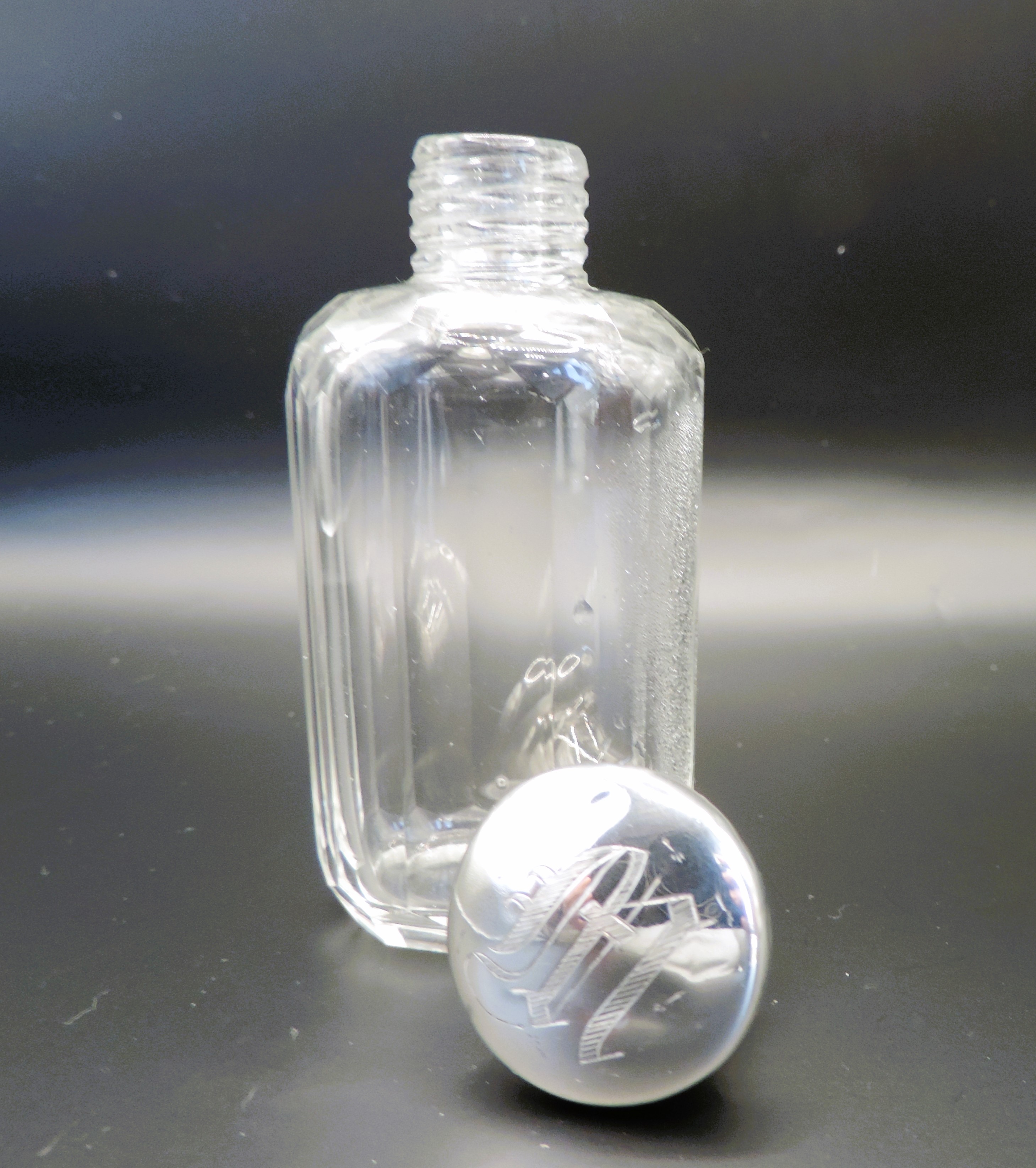 Antique Edwardian Glass Cologne Bottle Sterling Silver Screw Top Birmingham 1905 - Image 2 of 7
