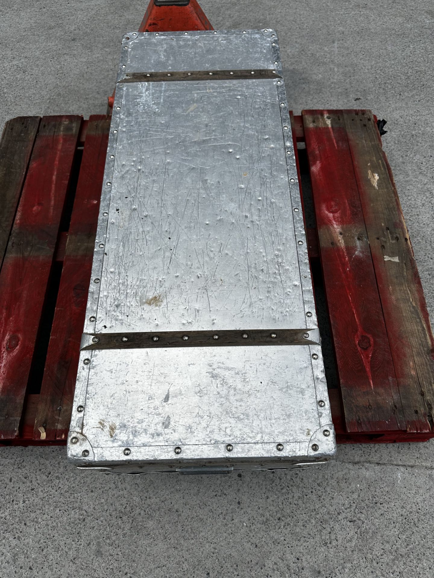 Retro Decorative Metal Trunk/Flight Case - Approx. RRP £100 - Image 2 of 2
