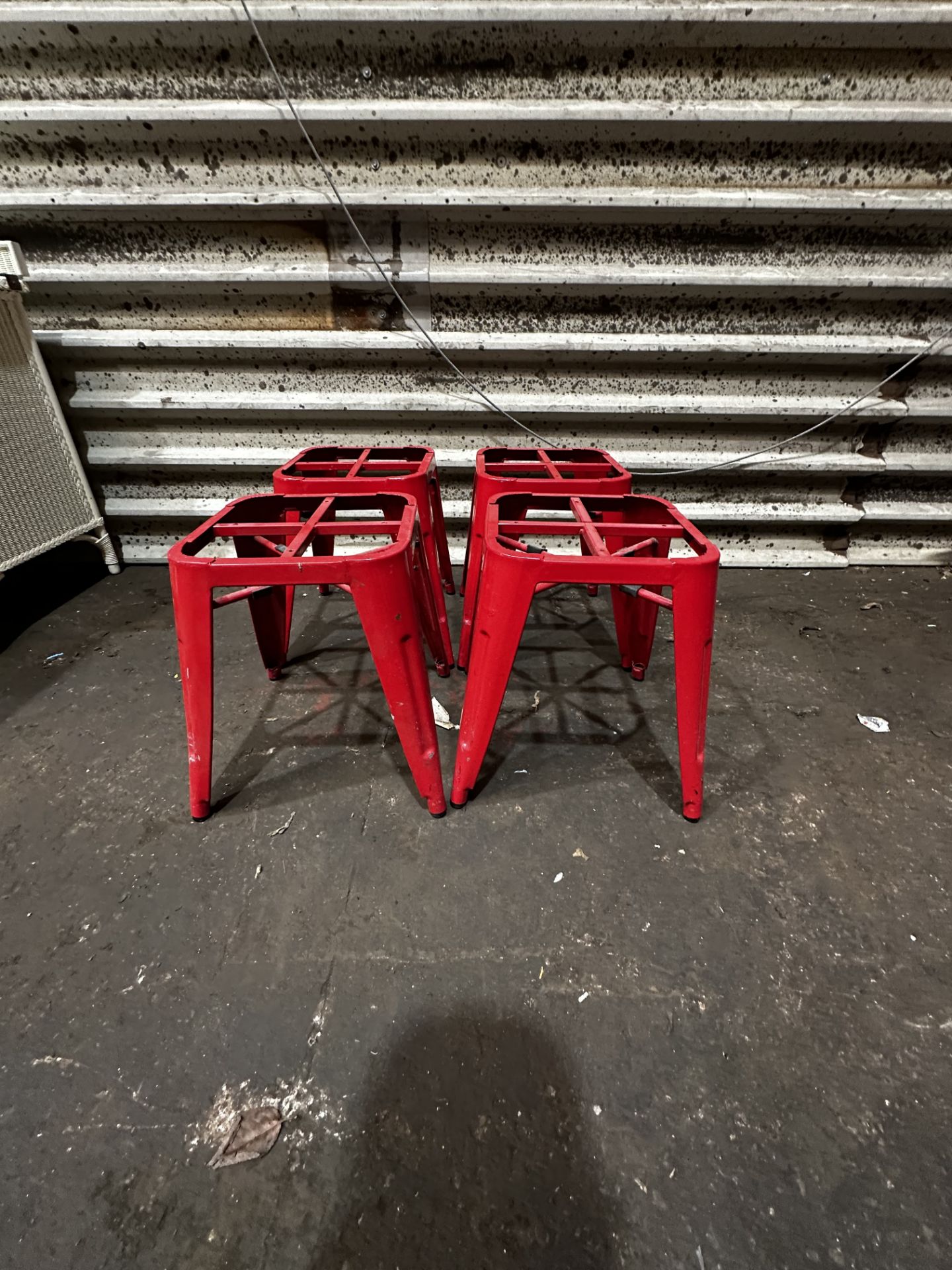 4 x Metal Stool Seat Not Upholstered (47*33*33cm) - Image 2 of 4