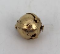 Fine Vintage 9ct Gold Masonic Orb Pendant