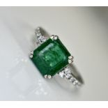Beautiful Natural Emerald 2.30 CT With Natural Diamonds & 18k Gold