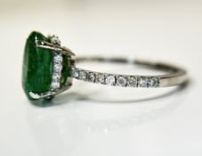 Beautiful 2.60 CT Natural Emerald Ring With Natural Diamonds & Platinum 950