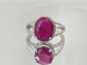 Natural Burma Ruby 3.77Ct With Natural Diamonds & 18kGold