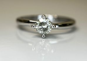 Beautiful Natural 0.42CT S1 Diamond Ring With 18k Gold