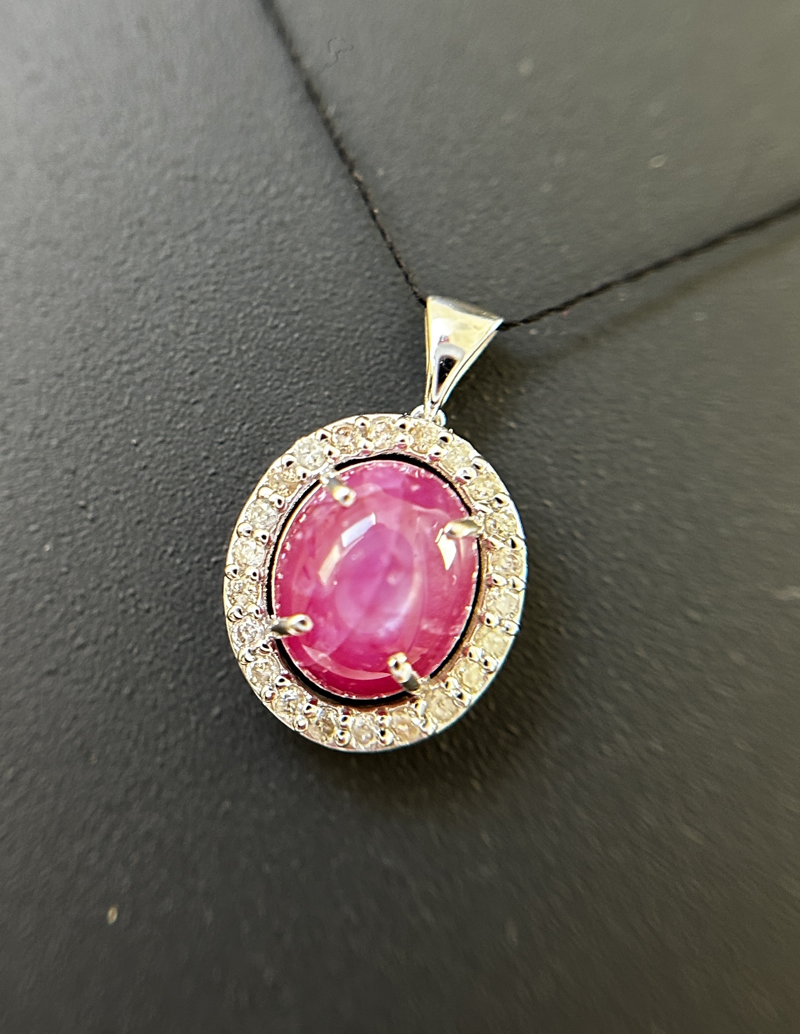 Beautiful Natural Star Ruby Pendant 2.35Ct With Natural Diamonds & 18k Gold - Image 9 of 10