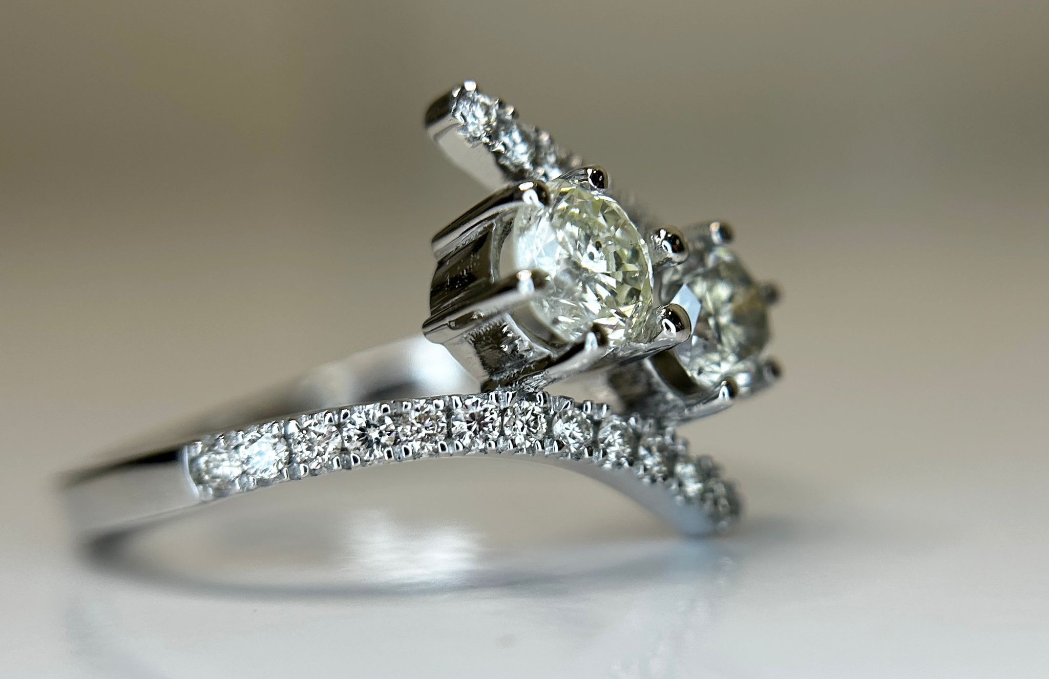 Beautiful Natural 1.15 Carat Diamond Ring With 18k White Gold - Image 6 of 7