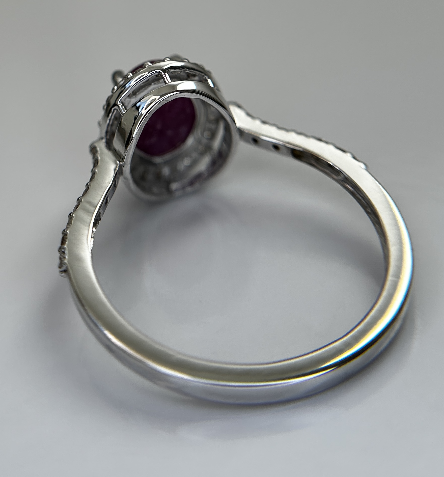 Natural Star Ruby Ring 2.71ct With Natural Diamonds & 18k Gold - Image 8 of 9